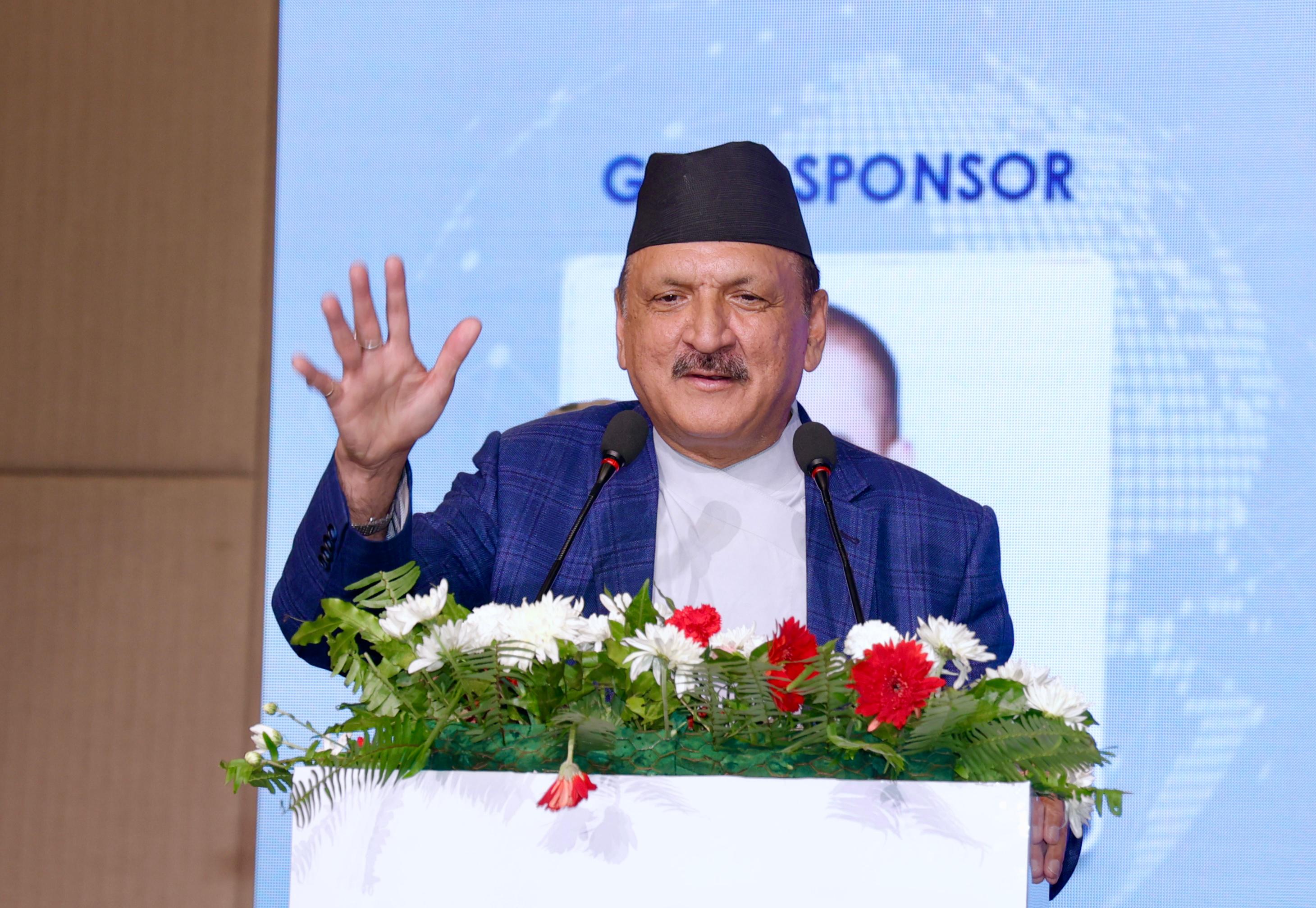 अर्थतन्त्रका सूचक सकारात्मक छन्, नेपालमा लगानी बढ्दैछ : अर्थमन्त्री